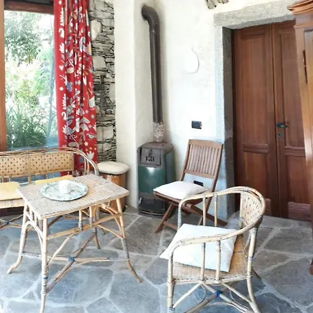 Casa vacanze Romantica Casa Di Cristina Al Lago Maggiore *
