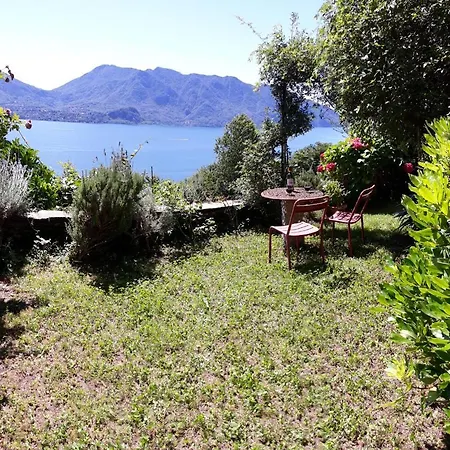 Casa vacanze Romantica Casa Di Cristina Al Lago Maggiore Oggebbio